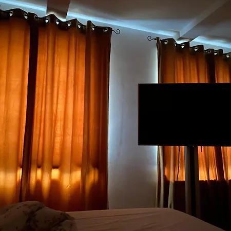 Paradise Apartment *